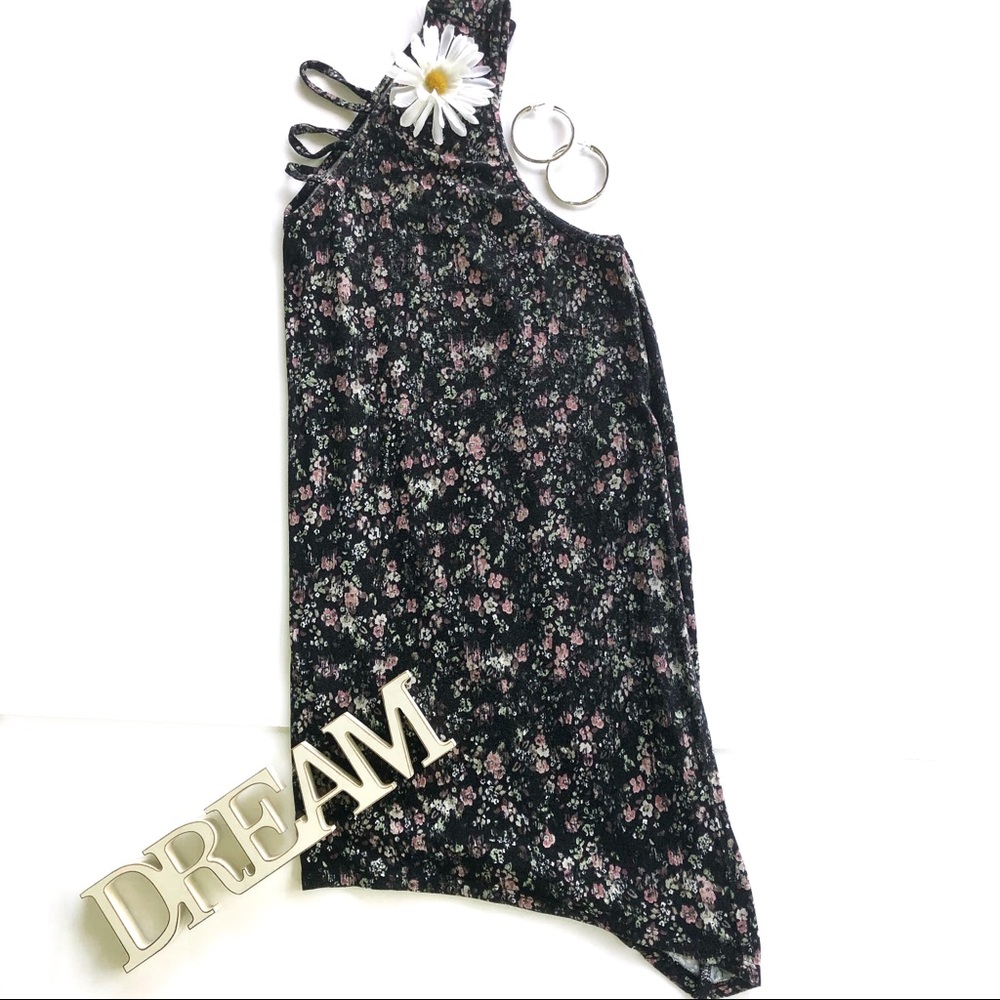Maurices Sleeveless Super Soft Black Flora…
